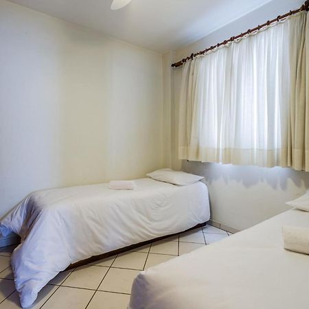 Appartamento Apto pé na areia com linda vista frente mar CEL403 Balneário Camboriú Esterno foto