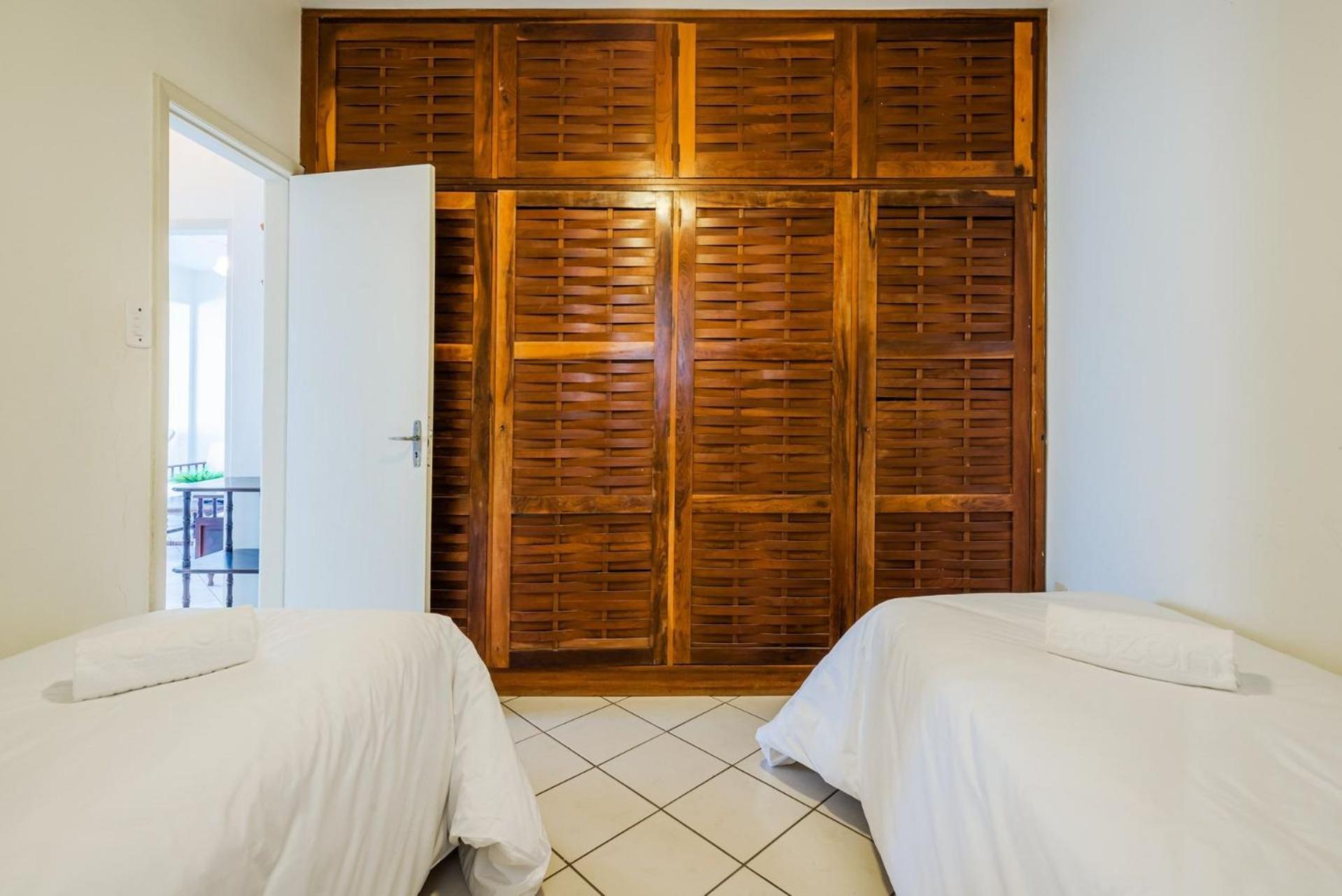 Appartamento Apto pé na areia com linda vista frente mar CEL403 Balneário Camboriú Esterno foto
