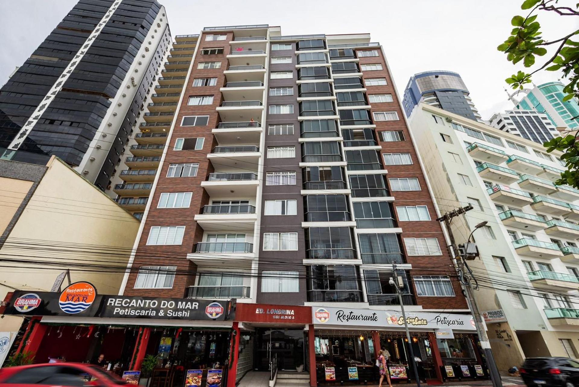 Appartamento Apto pé na areia com linda vista frente mar CEL403 Balneário Camboriú Esterno foto